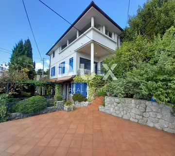 OPATIJA, POBRI - Prekrasna mediteranska kuća s fenomenalnim pogledom i velikom okućnicom - cover