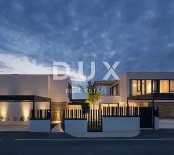 ISTRA, BALE - Moderna dizajnerska villa! - cover