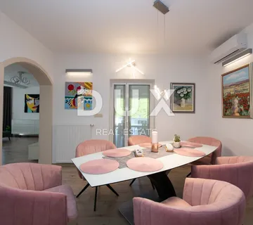 OPATIJA, MATULJI- kuća 405m2 s pogledom na more i bazenom + uređena okućnica 900m2