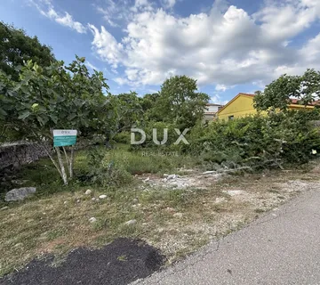OTOK KRK, GABONJIN - Teren s predanom građevinskom dozvolom za kuću Po+P+1 - Gabonjin, Dobrinj