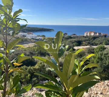 PRIMOŠTEN, DOLAC – Stan u prizemlju novogradnje s vrtom, top pogled