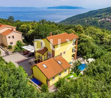 OPATIJA, BREGI - Vila novogradnja u mediteranskom stilu s dvije stambene jedinice, bazenom, gostinjskom kućom, tavernom i dječjim igralištem - Bregi, Matulji