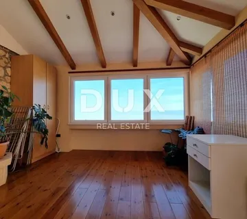 RIJEKA, TRSAT - stan 132 m2, 4S+DB s panoramskim pogledom na more + dodatni stan 31 m2! PRILIKA!