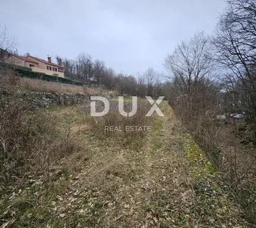 OPATIJA, VEPRINAC - građevinsko zemljište 1255m2 s pogledom na more za stambenu zgradu- stanove/ apartmane / obiteljsku kuću / kuću za iznajmljivanje sa bazenom - Veprinac, Opatija