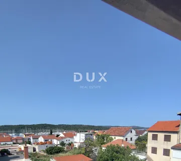 Pirovac, kamena kuća, 85 m², terasa, pogled na more