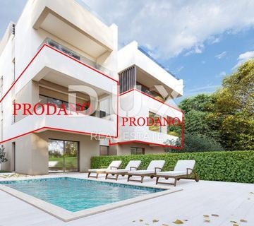 ZADAR, MASLENICA - Ekskluzivan stan s privatnim bazenom samo 200 metara od mora! Novogradnja! S2 - cover