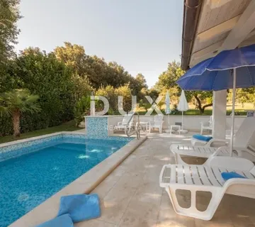 ISTRA, PJEŠČANA UVALA - Prekrasna apartmanska vila na par koraka do plaže! - Pješčana uvala, Medulin