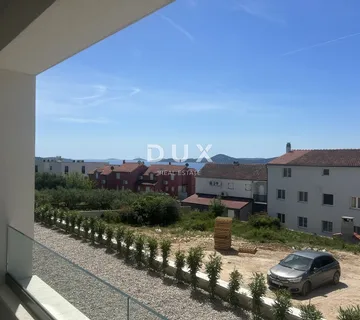 ŠIBENIK, VODICE – Stan u luksuznoj zgradi s pogledom na more
