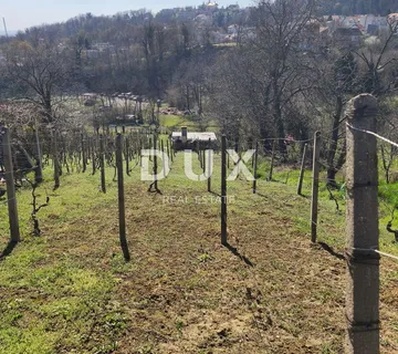 ZAGREB, ČRNOMEREC, MIKULIĆI - Zemljište s kućicom i potencijalom gradnje