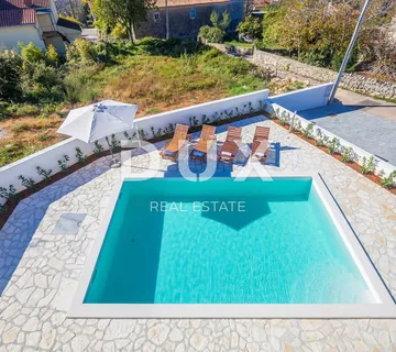 OTOK KRK, LINARDIĆI - Vila s bazenom i pogledom na more - Linardići, Krk