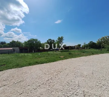 ISTRA, SVETVINČENAT - Tri zemljišta s pravomoćnim dozvolama - cover