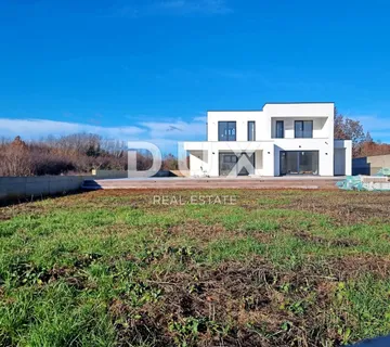 ISTRA, LABIN - Vila s bazenom u mirnom okruženju - cover