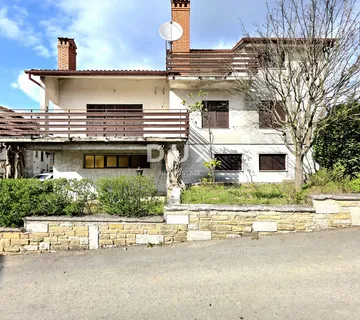 Istra, Pazin, obiteljska kuća, 250 m2, za obnovu