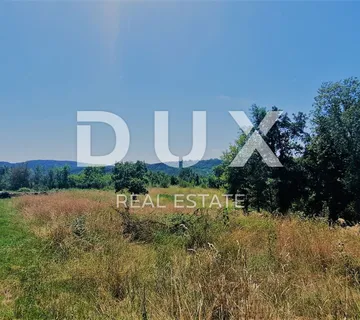ISTRA, BUZET, OKOLICA - Građevinsko zemljište 2892 m2 u mirnom naselju