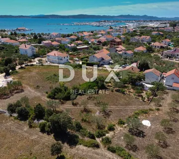 ZADAR, SUKOŠAN - Građevinsko zemljište na izoliranoj lokaciji
