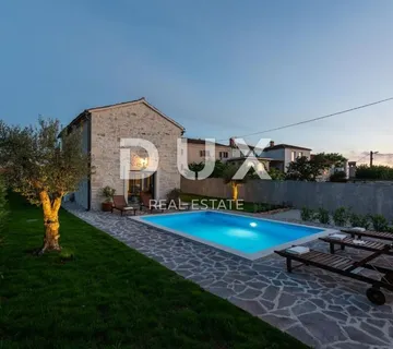 ISTRA,POREČ - Prekrasna autohtona kuća na mirnoj lokaciji