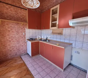 RIJEKA, ŠKURINJE – Trosobni stan u potkrovlju, 53 m², mirna lokacija!