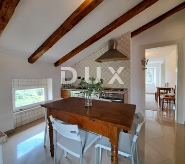 OPATIJA, VOLOSKO - stan od 60 m2 drugi red do mora s terasom i pogledom - cover