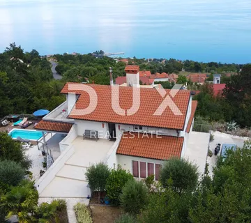 OPATIJA, LOVRAN - penthouse s bazenom, okućnicom i panoramskim pogledom - Liganj, Lovran