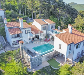 OPATIJA RIVIERA - privatna vila posebnog rasporeda s bazenom i panoramskim pogledom na more - Veprinac, Opatija