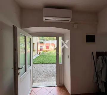 ISTRA, BARBAN - Djelomično adaptirana kuća na prekrasnoj lokaciji! - cover