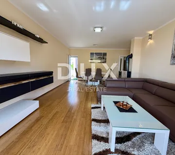 CRIKVENICA - Trosobni apartman s garažom!