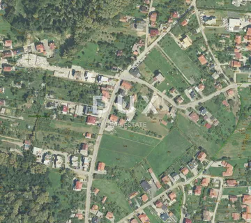 ZAGREB,GORNJA DUBRAVA - Građevinsko zemljište za urbanu vilu ili manji projekt
