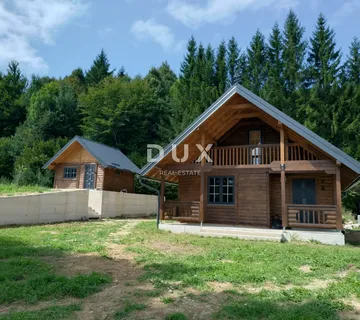 GORSKI KOTAR, LIČ - Samostojeća drvena kuća u završnoj fazi, na osami - Lič, Fužine