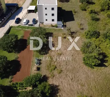 ZADAR, SUKOŠAN - Građevinsko zemljište 379m² - cover