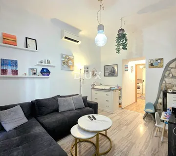 Pula, Vidikovac, 2-sobni stan, 55,03 m2, renoviran