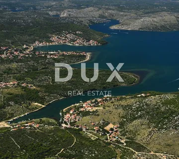 ŠIBENIK, BILICE - Građevinsko zemljište s pogledom na more - 586 m2 (D) - Stubalj, Bilice