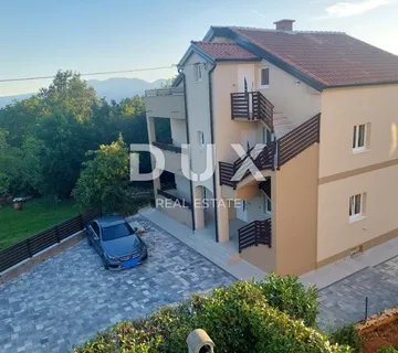 RIJEKA, VIŠKOVO - samostojeća kuća novogradnja sa 3 stana + konoba + okućnica! PRILIKA!