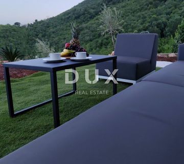 OPATIJA, MEDVEJA- villa 100m2 s  bazenom i panoramskim pogledom na more + okoliš 815m2 - cover