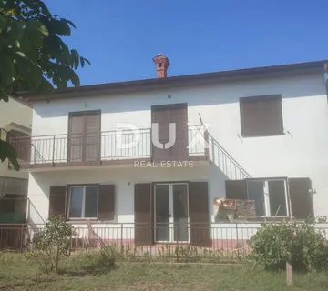 ISTRA, PULA Obiteljska kuća + građevinsko zemljište 434 m2!!!