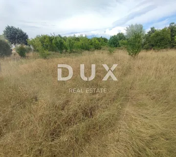 ISTRA, PEROJ - Poljoprivredno zemljište 613 m2  - cover