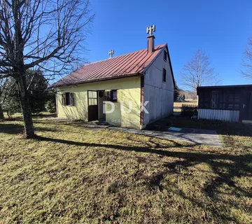 GORSKI KOTAR, FUŽINE, LIČ - veliko obiteljsko imanje s dvije kuće i garažom, spuštena cijena,investicijska  prilika! - cover