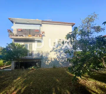 ISTRA, PULA - Samostojeća kuća na Velom Vrhu 400m2 - cover