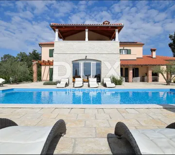 ISTRA, VIŠNJAN - Istarska vila okružena prirodom