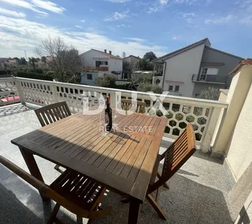 OTOK KRK, GRAD KRK - dvojna kuća na odličnoj lokaciji