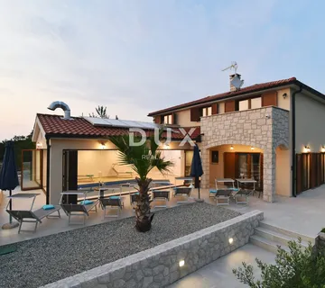 KRK, LINARDIĆI - Spoj elegancije, sigurnosti i mediteranskog šarma, 350m2 - Brzac, Krk