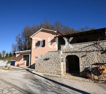 ISTRA, PAZIN - Kamena kuća s konobom u prirodi! - Gračišće