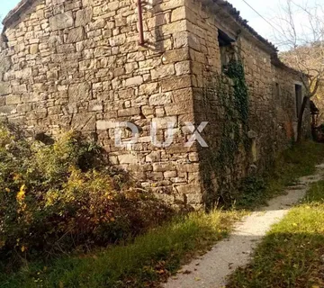 ISTRA, BUZET - Kamena ruševna kuća u srcu prirode