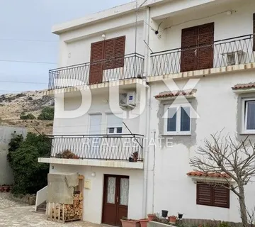 OTOK PAG - Kuća s velikom okućnicom