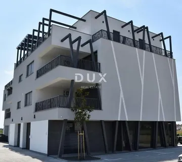 PETRINJA, PIGIK - Građevinsko zemljište 2500 m² idealno za investitore i poslovne objekte