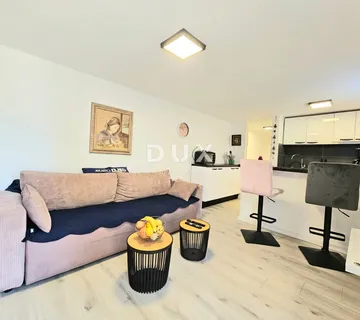 OTOK KRK, NJIVICE - Apartman sa velikom terasom u blizini mora - Njivice, Omišalj