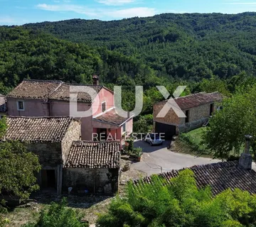 ISTRA, HUM - Idilično imanje s velikim poslovnim potencijalom - Hum, Buzet
