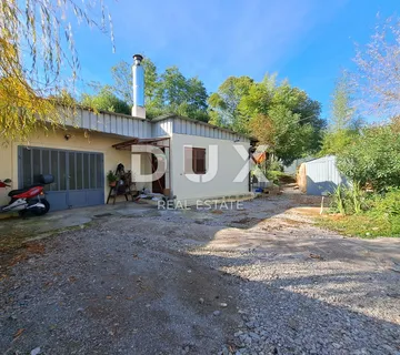 OPATIJA, POBRI – poslovna zgrada površine 256 m² - Pobri, Opatija