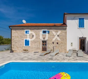OTOK KRK, okolica DOBRINJA -  Dvojna kamena kuća s bazenom - cover