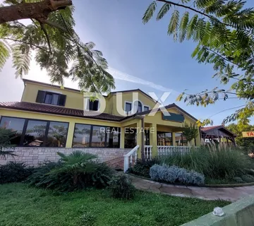 ISTRA, UMAG - Poslovni objekt sa stanom - cover