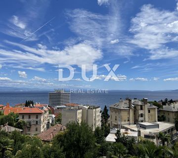 OPATIJA, CENTAR - veliki stan u austro ugarskoj vili s parkingom i terasom  - cover